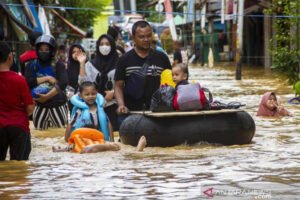 Banjir Mengintai: Memahami Akar Masalah dan Mencari Solusi Jangka Panjang