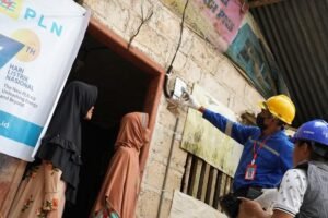 Masa Depan Cerah di Balik Kabel: Menelisik Perkembangan Dunia Listrik Terkini