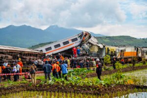 Tragedi di Jalan Raya: Mengupas Fakta dan Dampak Kecelakaan Lalu Lintas