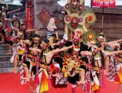 Menari di Tengah Arus Zaman: Kisah Tari Tradisional Indonesia di Era Modern