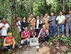 Hutan Adat: Titik Terang di Tengah Krisis Iklim dan Tantangan Pengakuan